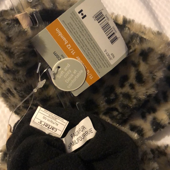 NEW Carter’s footwear. Size 11/12 toddler - Picture 6 of 7